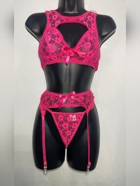 Hot Pink Lace Bralette & Garter Set